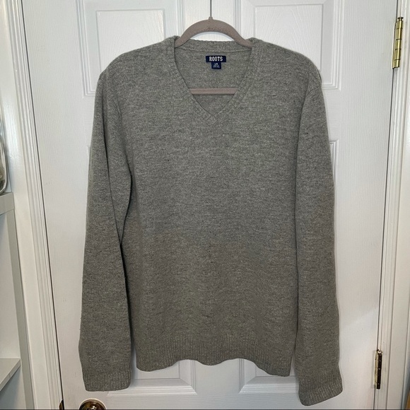 ROOTS V Neck Pullover Wool Grey V Neck Cozy Sweater Large - Picture 1 of 6